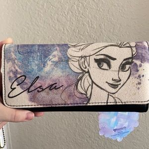 💜❄️Disney x Loungefly Elsa Wallet❄️💜